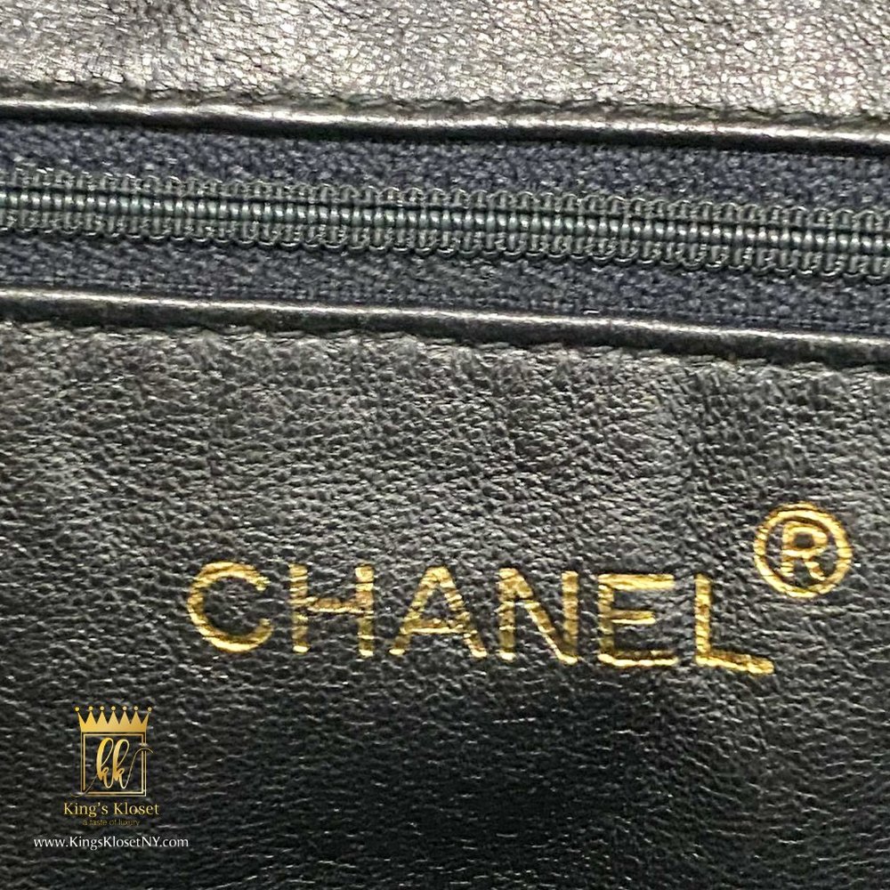 Chanel Vintage 90's Black Caviar Quilted Classic Flap Crossbody Shoulder Bag - Picture 11 of 15